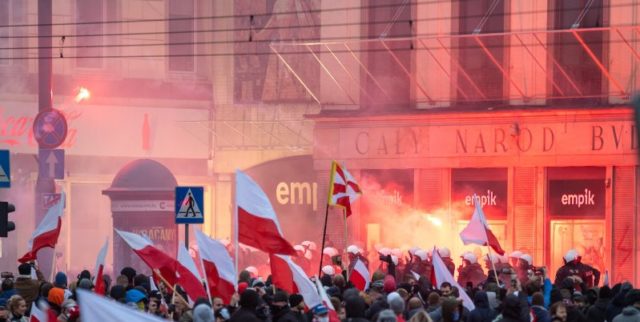 Zamieszki przy rondzie de Gaulle'a